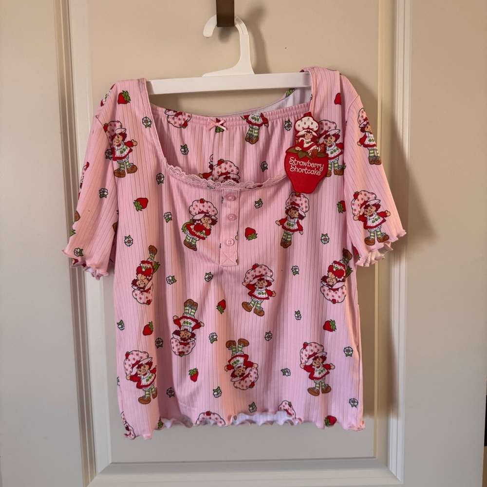 Nwt Strawberry Shortcake Pijama set size L